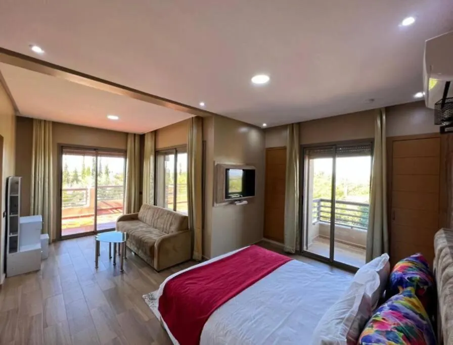 Spacious Moroccan Private Villa With Heated Pool Marakéš