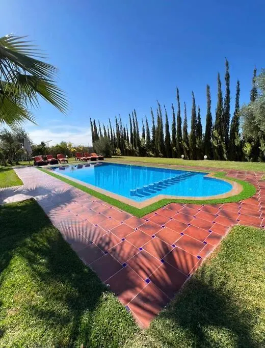 Spacious Moroccan Private Villa With Heated Pool Marakéš